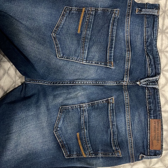 United Colors Of Benetton All New Blue Jeans in Waist Size 34 - Picture 5 of 5